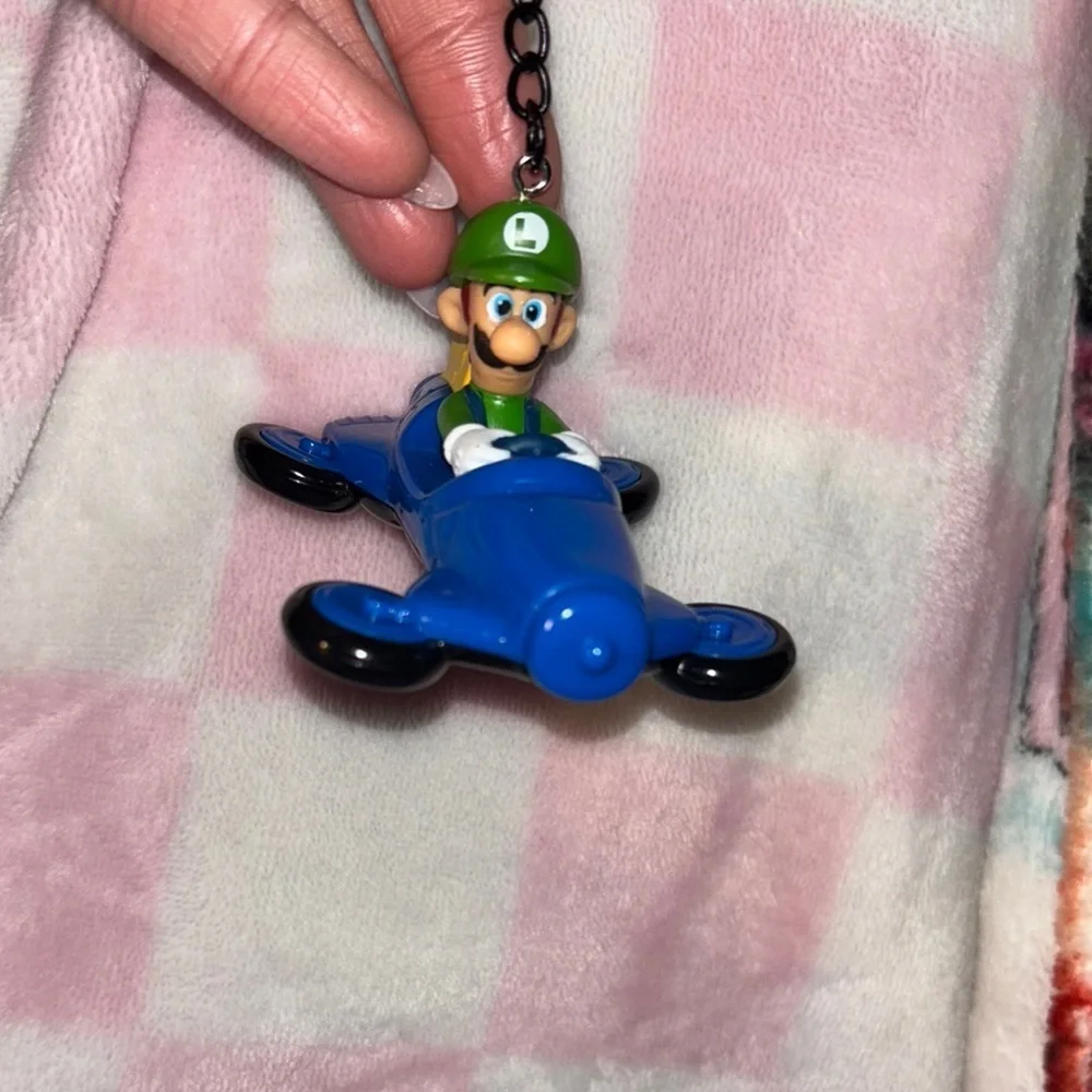 Luigi Nintendo Toy Mario Kart Race car keychain